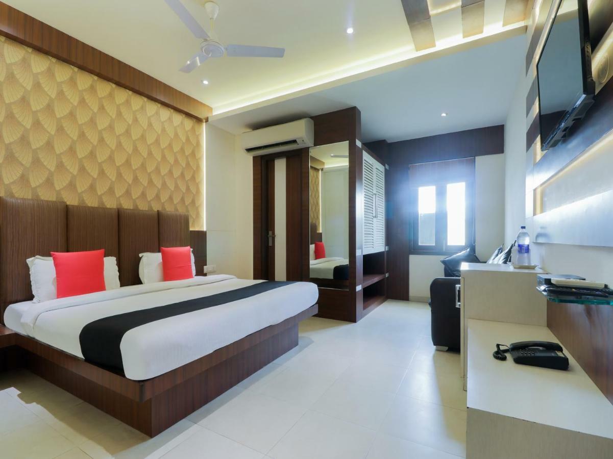 קאנפור Capital O 46218 Royal Cottage Suite מראה חיצוני תמונה