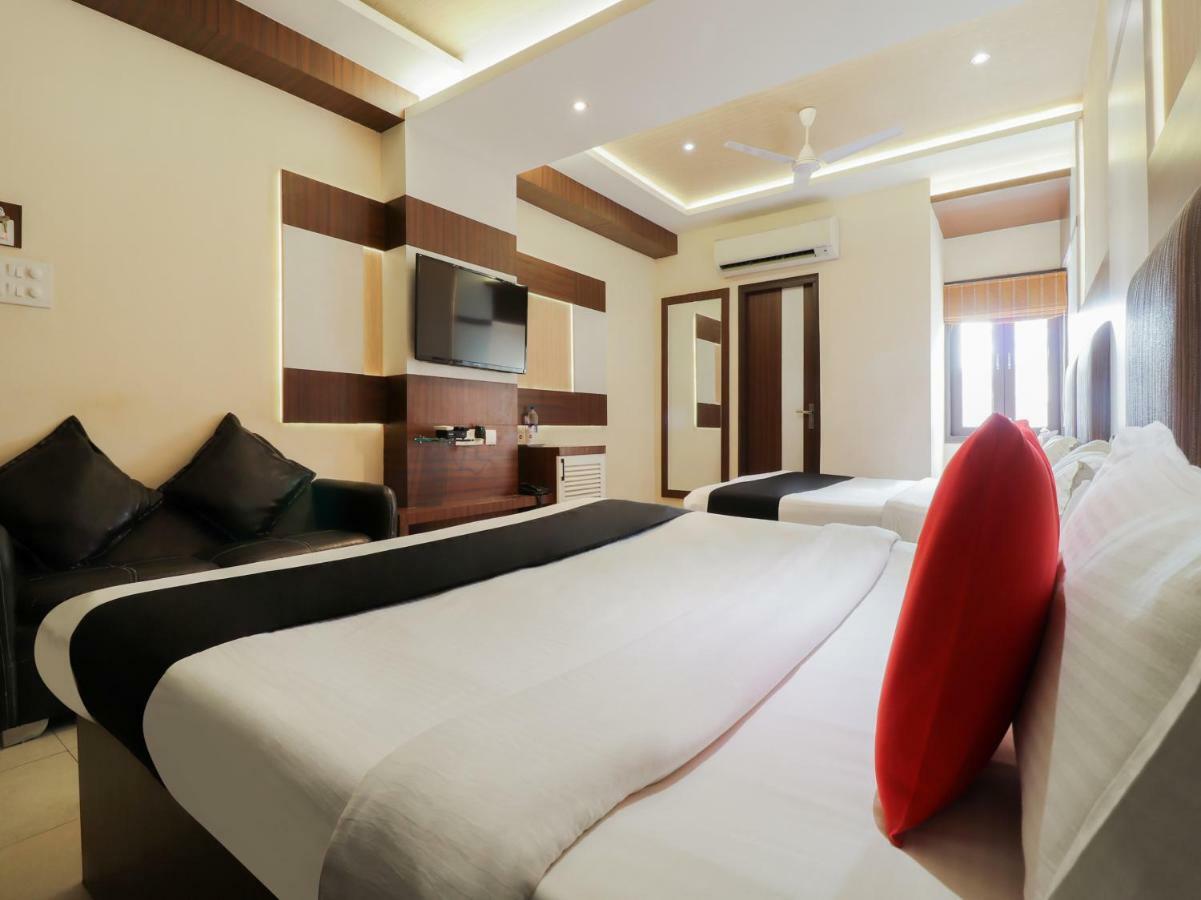 קאנפור Capital O 46218 Royal Cottage Suite מראה חיצוני תמונה