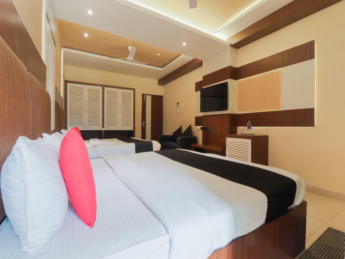 קאנפור Capital O 46218 Royal Cottage Suite מראה חיצוני תמונה