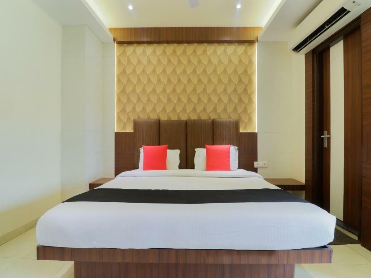 קאנפור Capital O 46218 Royal Cottage Suite מראה חיצוני תמונה